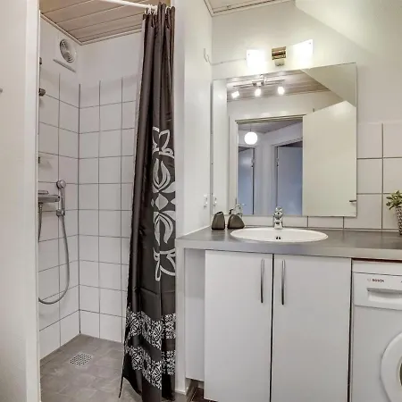 Apartment Joeren - 700m From The Sea In Nw Jutland By Interhome Lokken