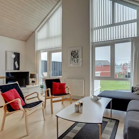 Apartment Joeren - 700m From The Sea In Nw Jutland By Interhome Lokken
